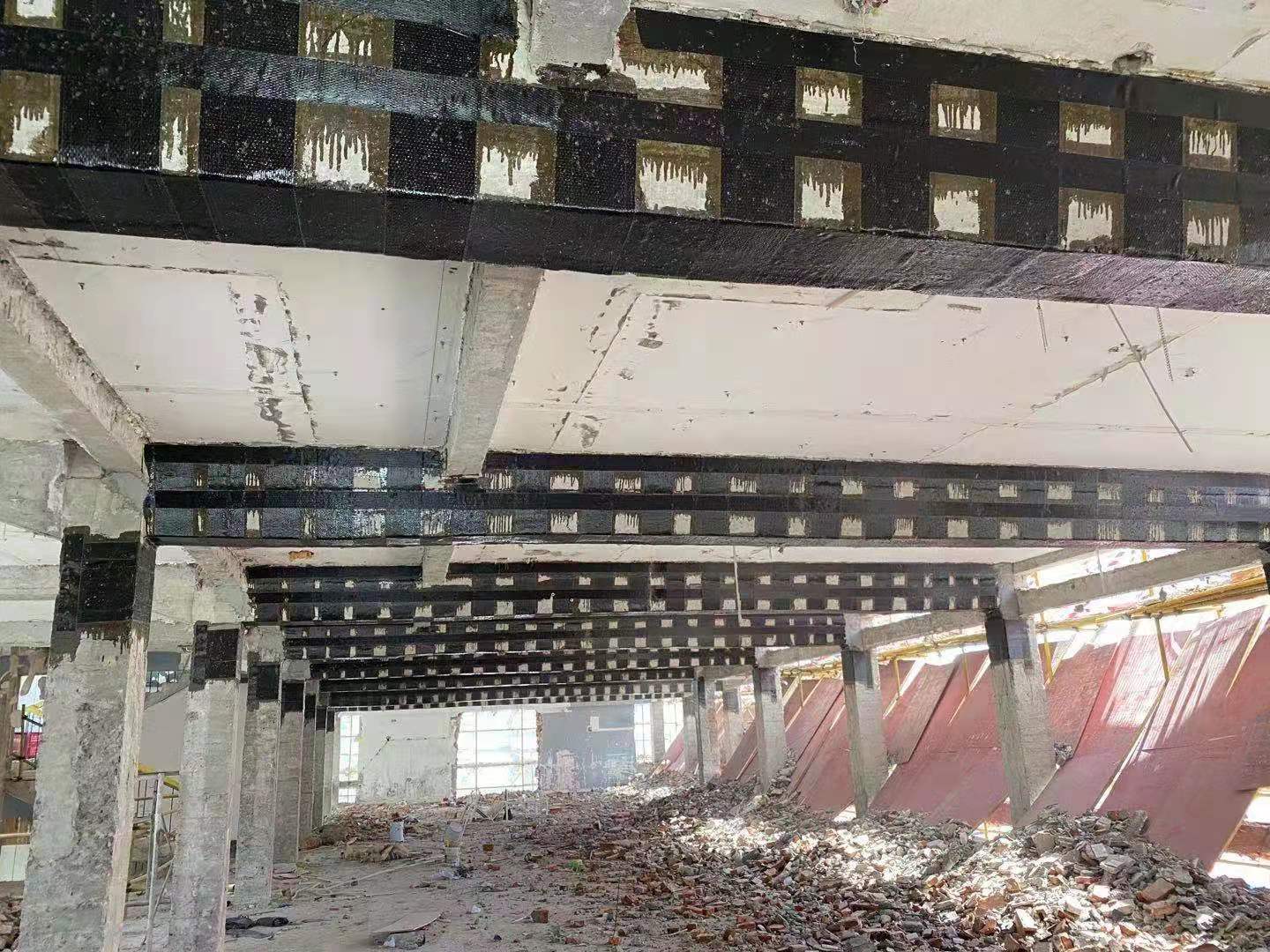 汉南碳纤维加固对症处理好房屋